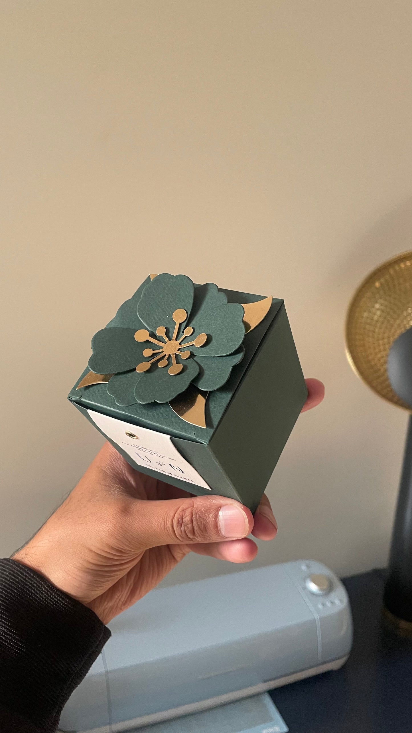 Luxe Flower Bid Box Green