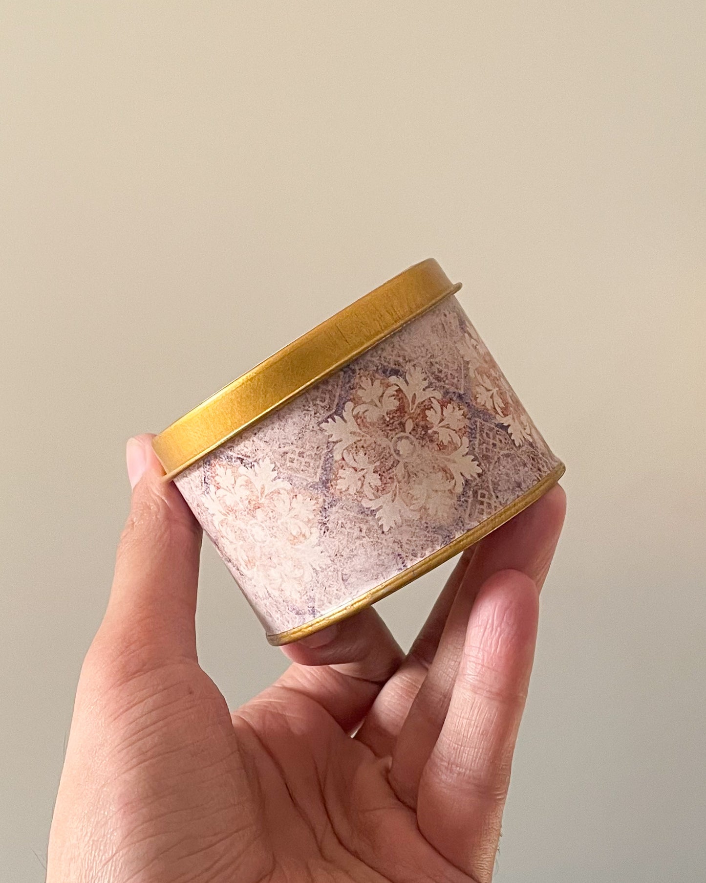 3 Inch Round Tin Bid Box D005