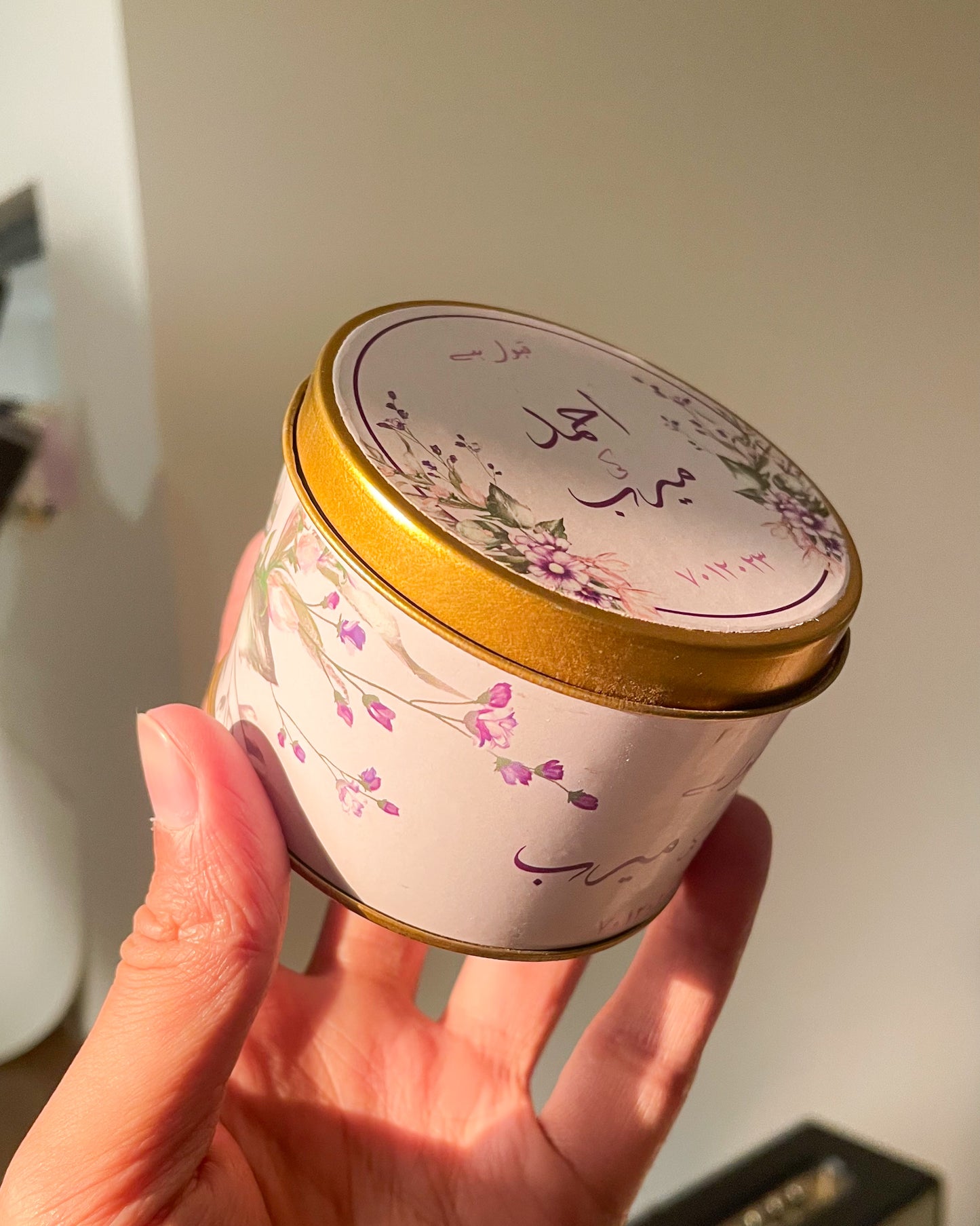 3 inch Round Tin Bid Box D004