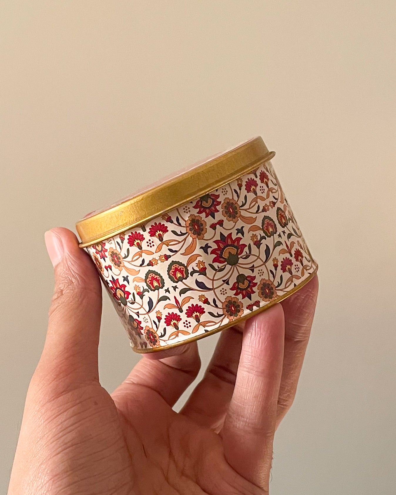 3 inch Round Tin Bid Box D006